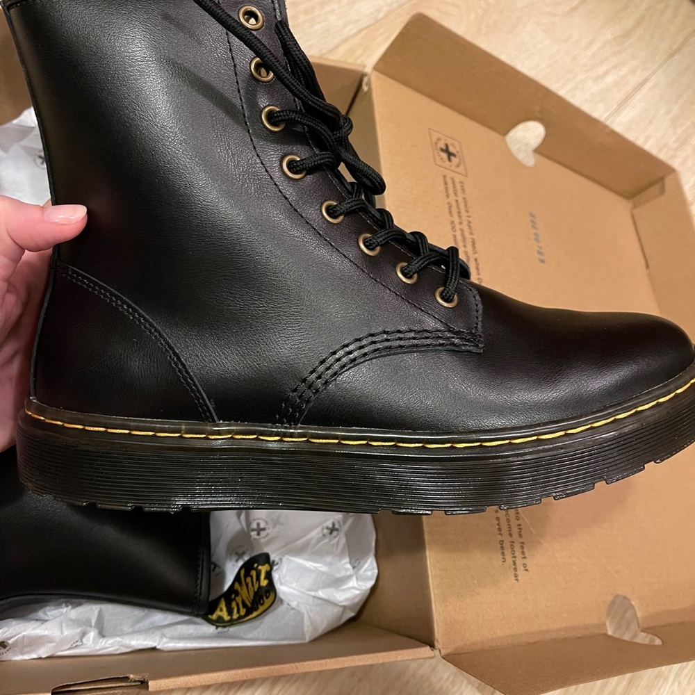 New Dr martens boots